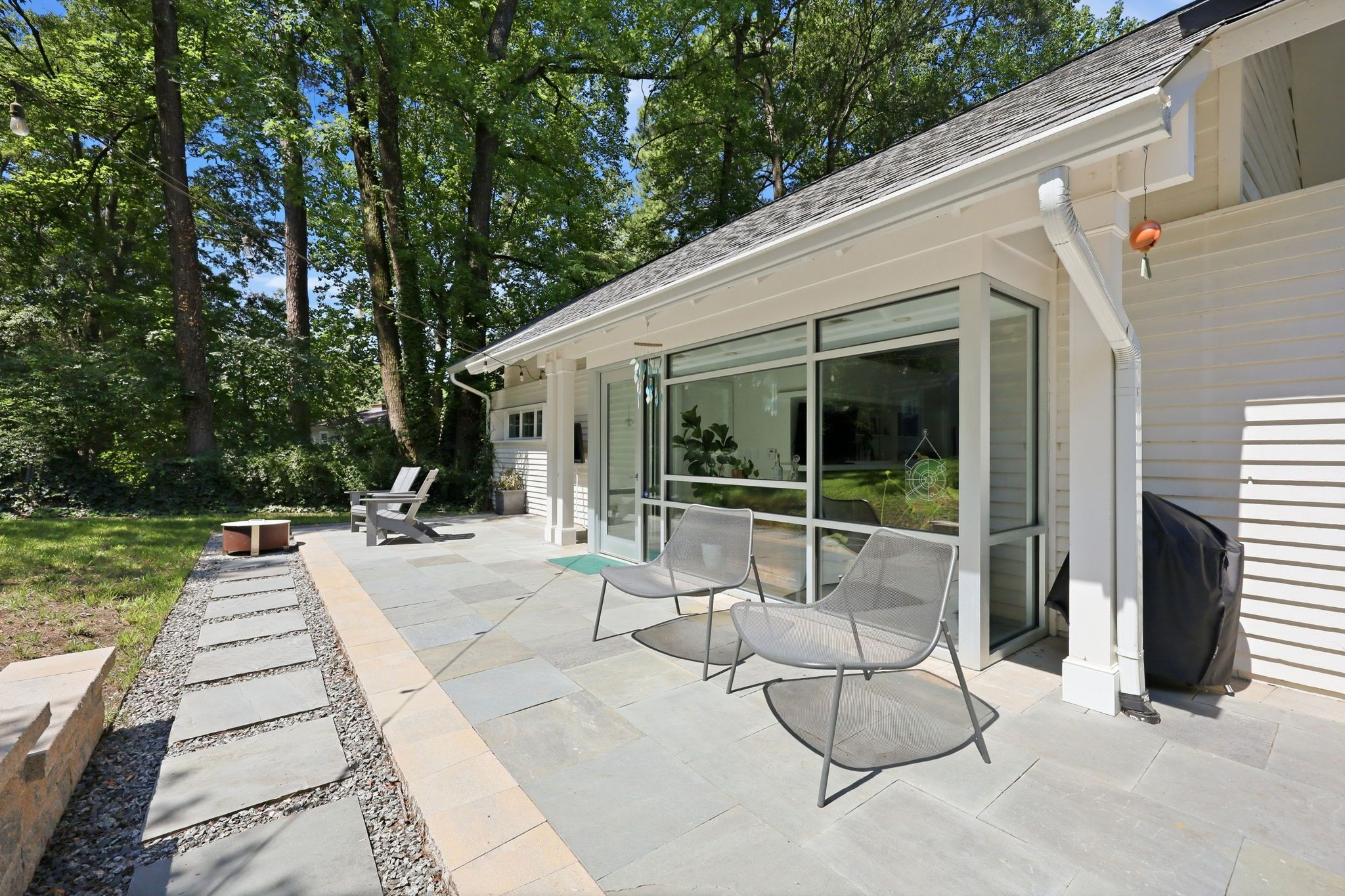 2803 Wayland Drive