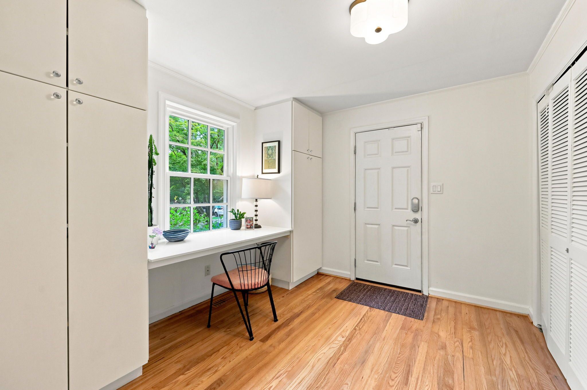 2803 Wayland Drive