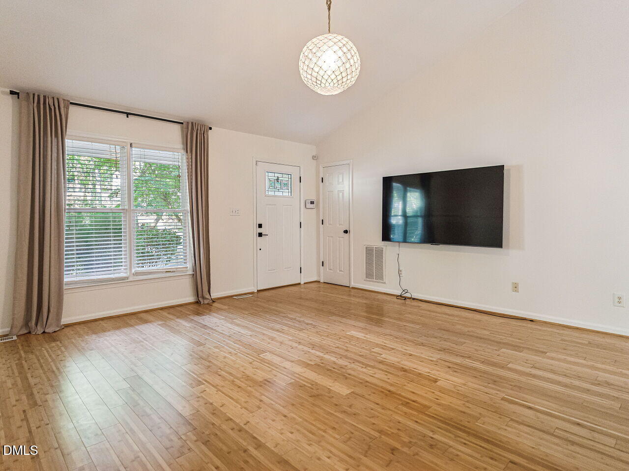 108 Carrousel Lane