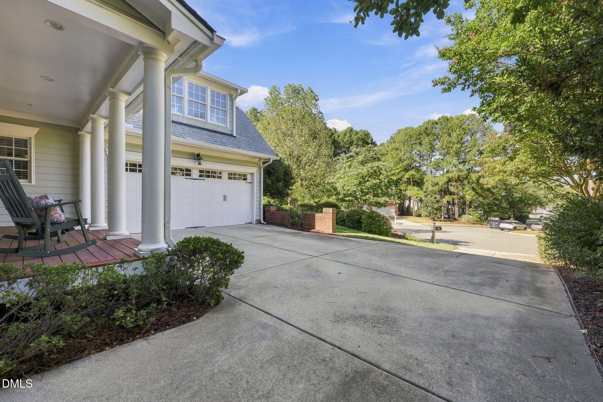 215 Lansbrooke Lane