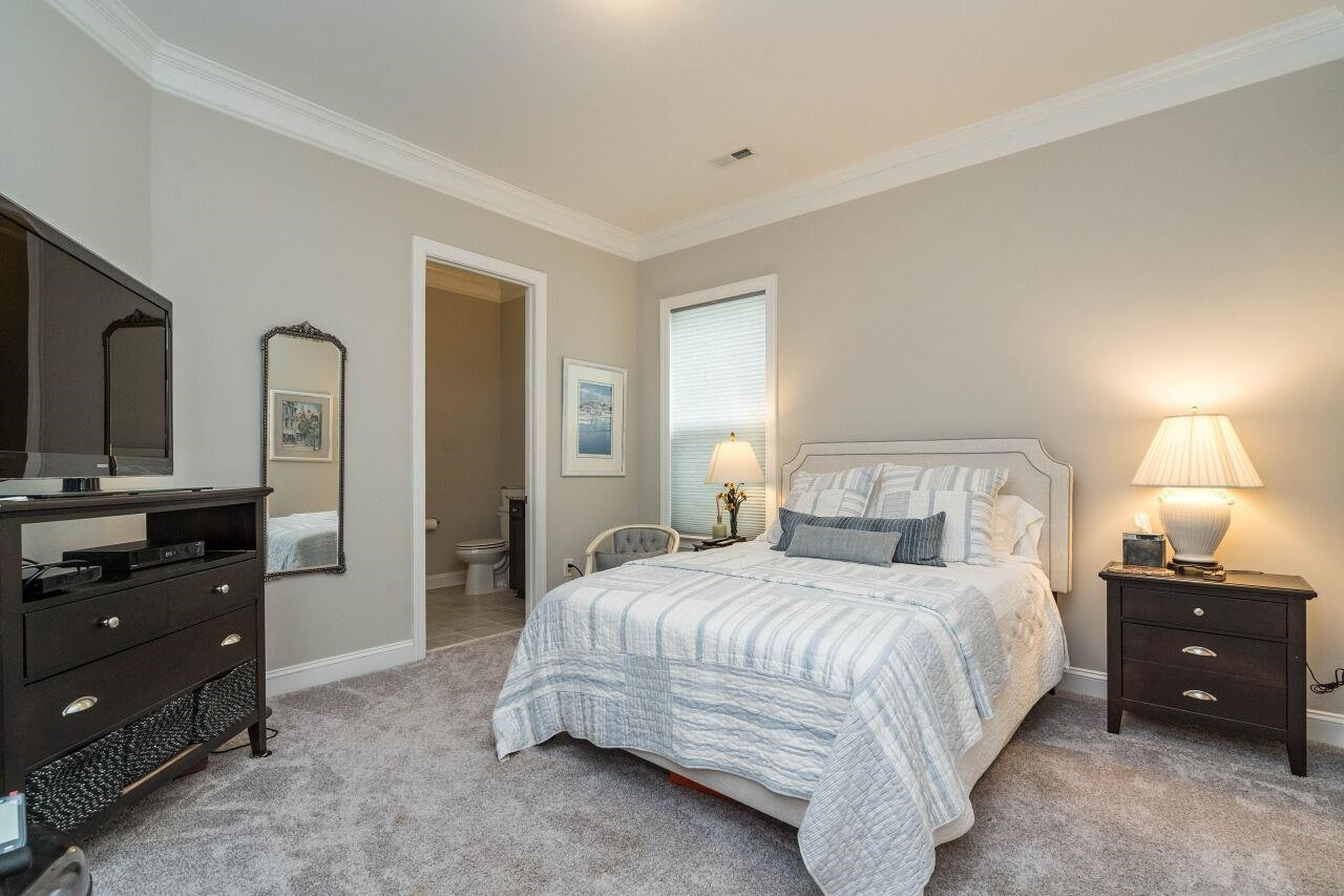 129 Damsire Way