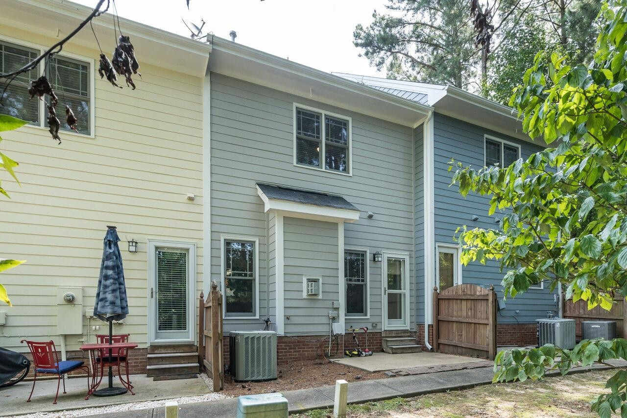 1044 Mica Lamp Court