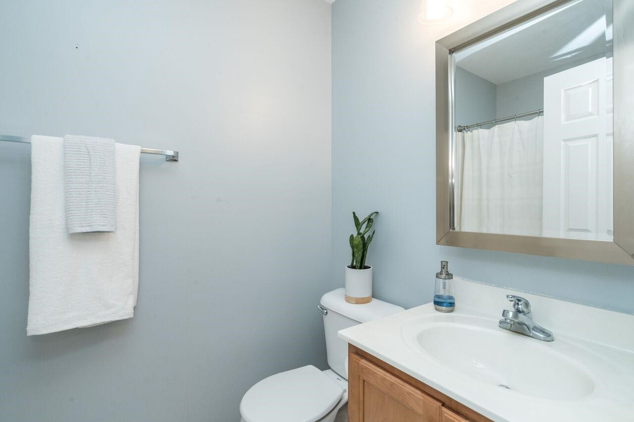 1044 Mica Lamp Court