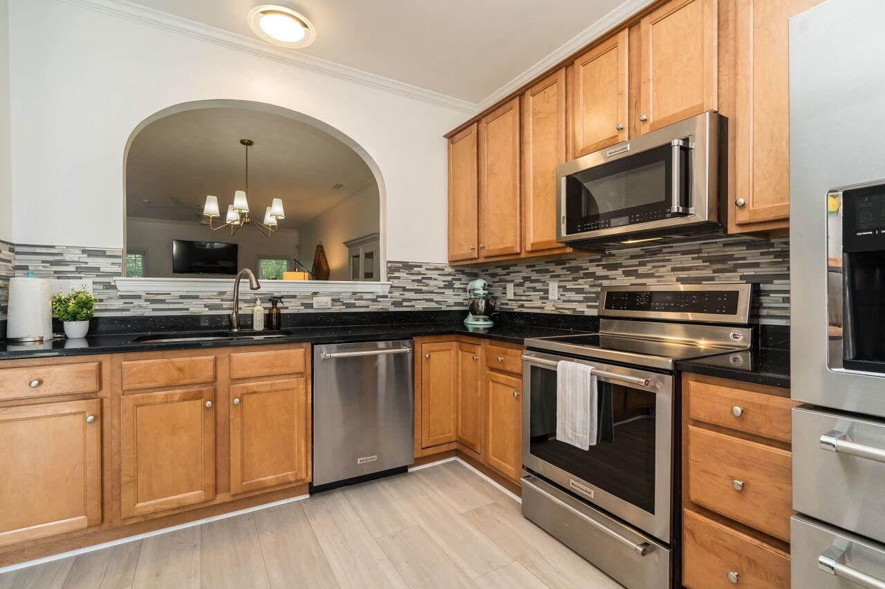 1044 Mica Lamp Court