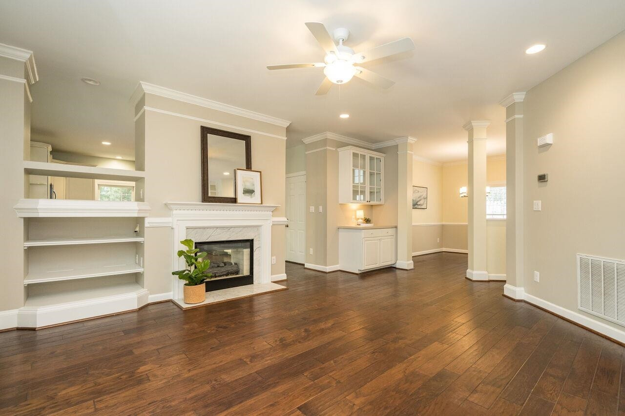 102 Wexwood Court