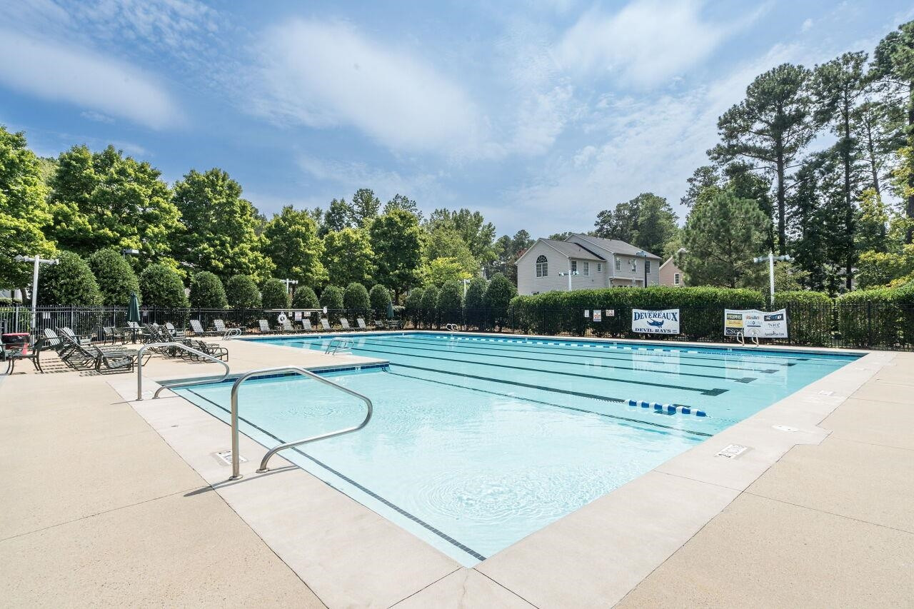 102 Wexwood Court