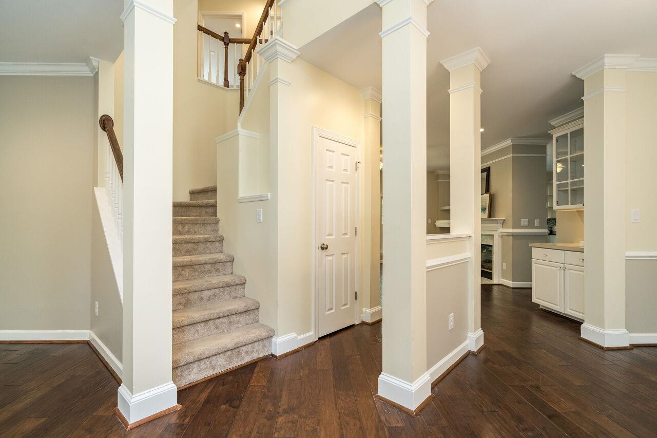 102 Wexwood Court
