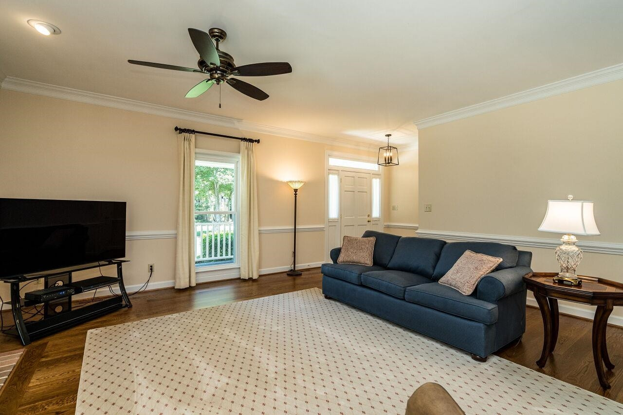 4504 Grayling Drive