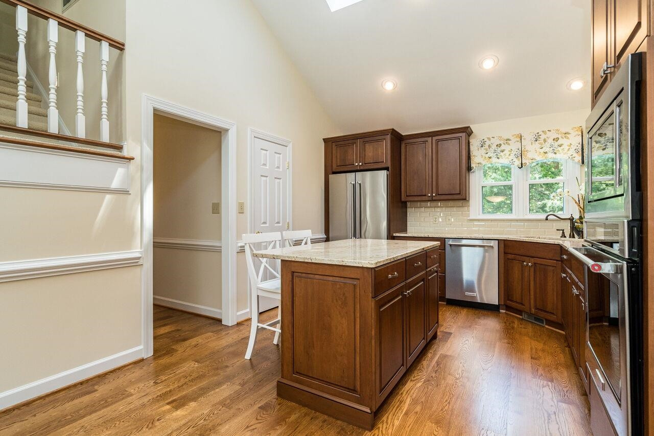 4504 Grayling Drive