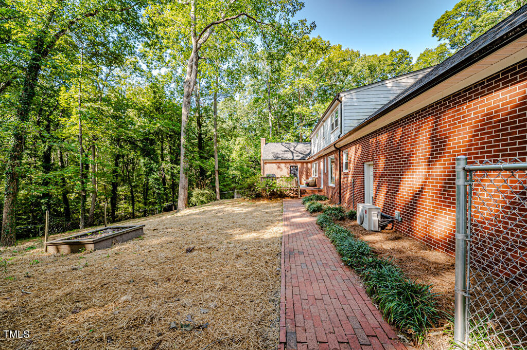 611 Carbonton Road