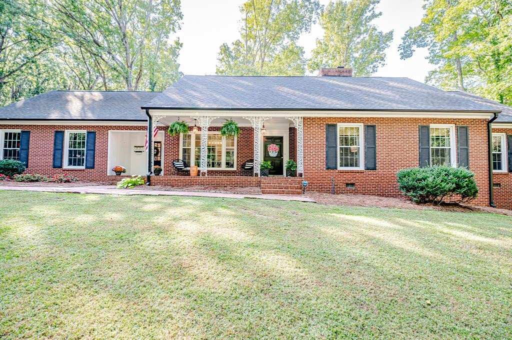 611 Carbonton Road