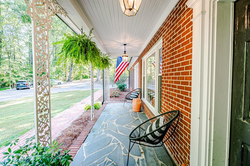 611 Carbonton Road