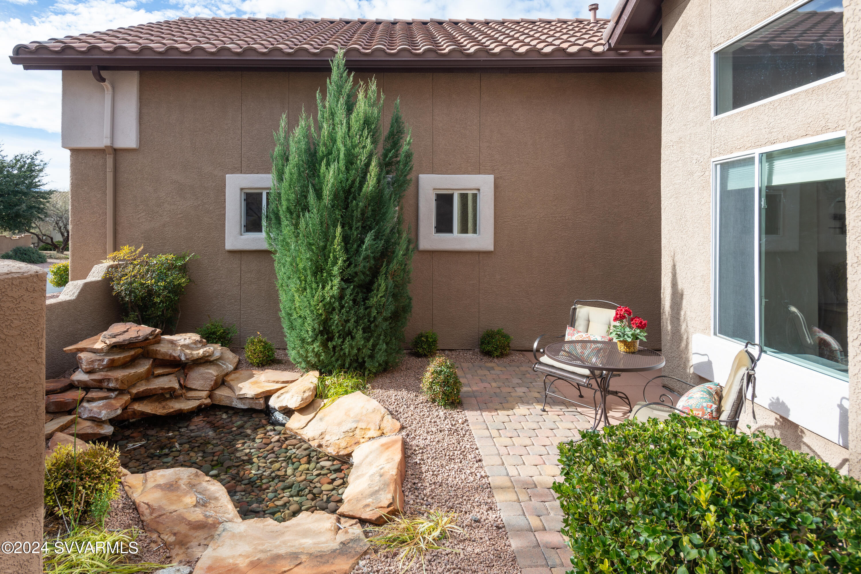 5930 E La Privada Drive