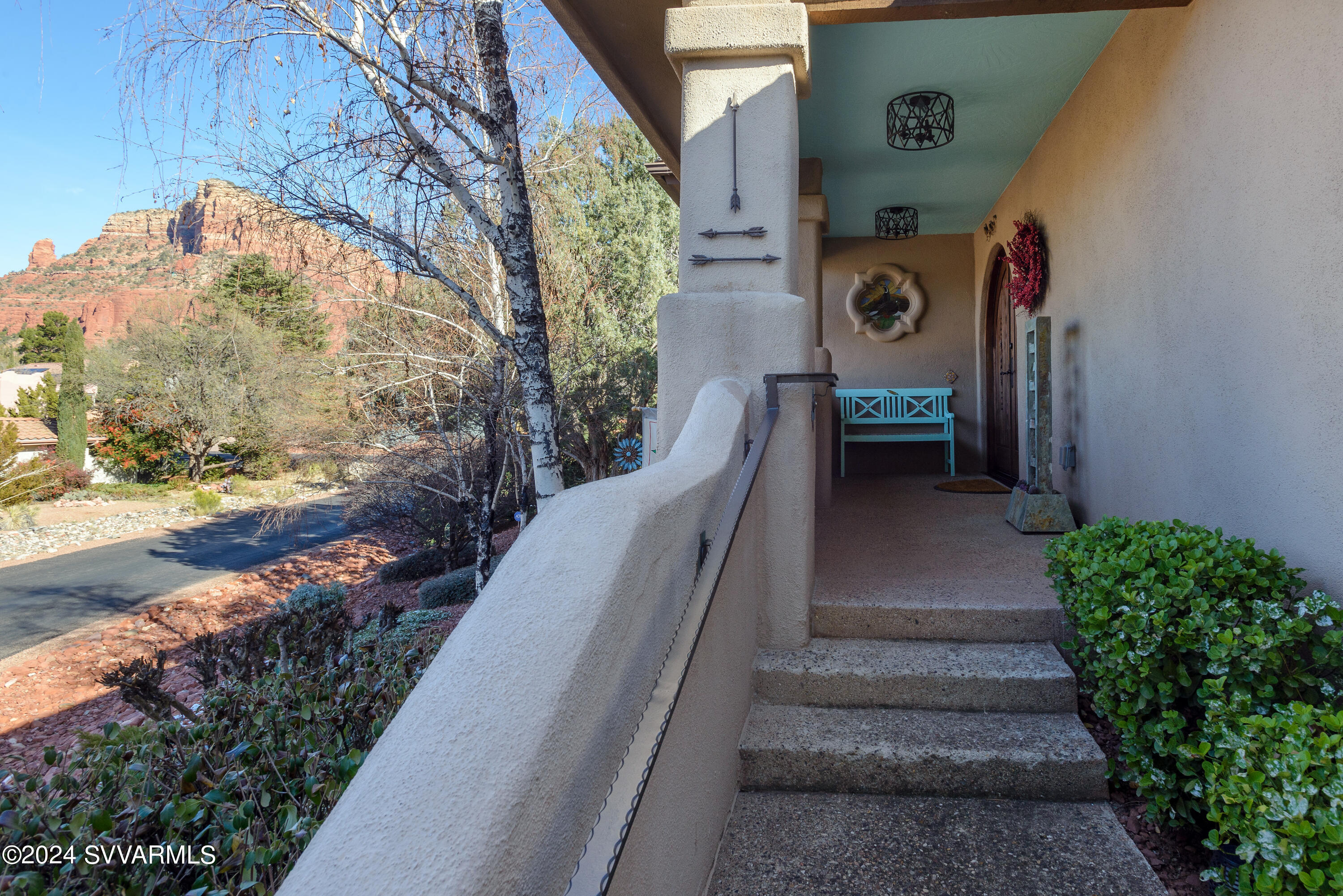 130 Indian Cliffs Rd