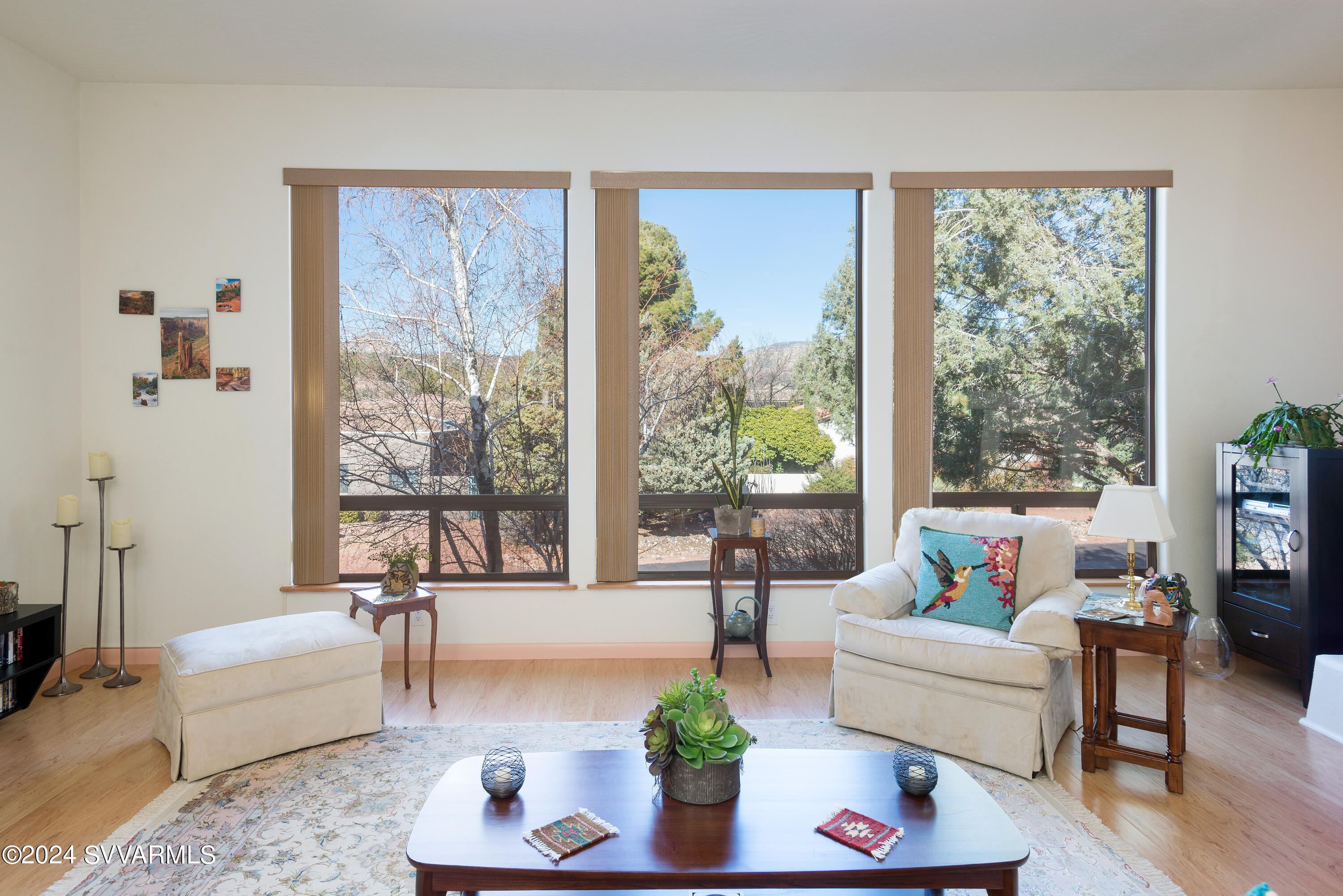 130 Indian Cliffs Rd