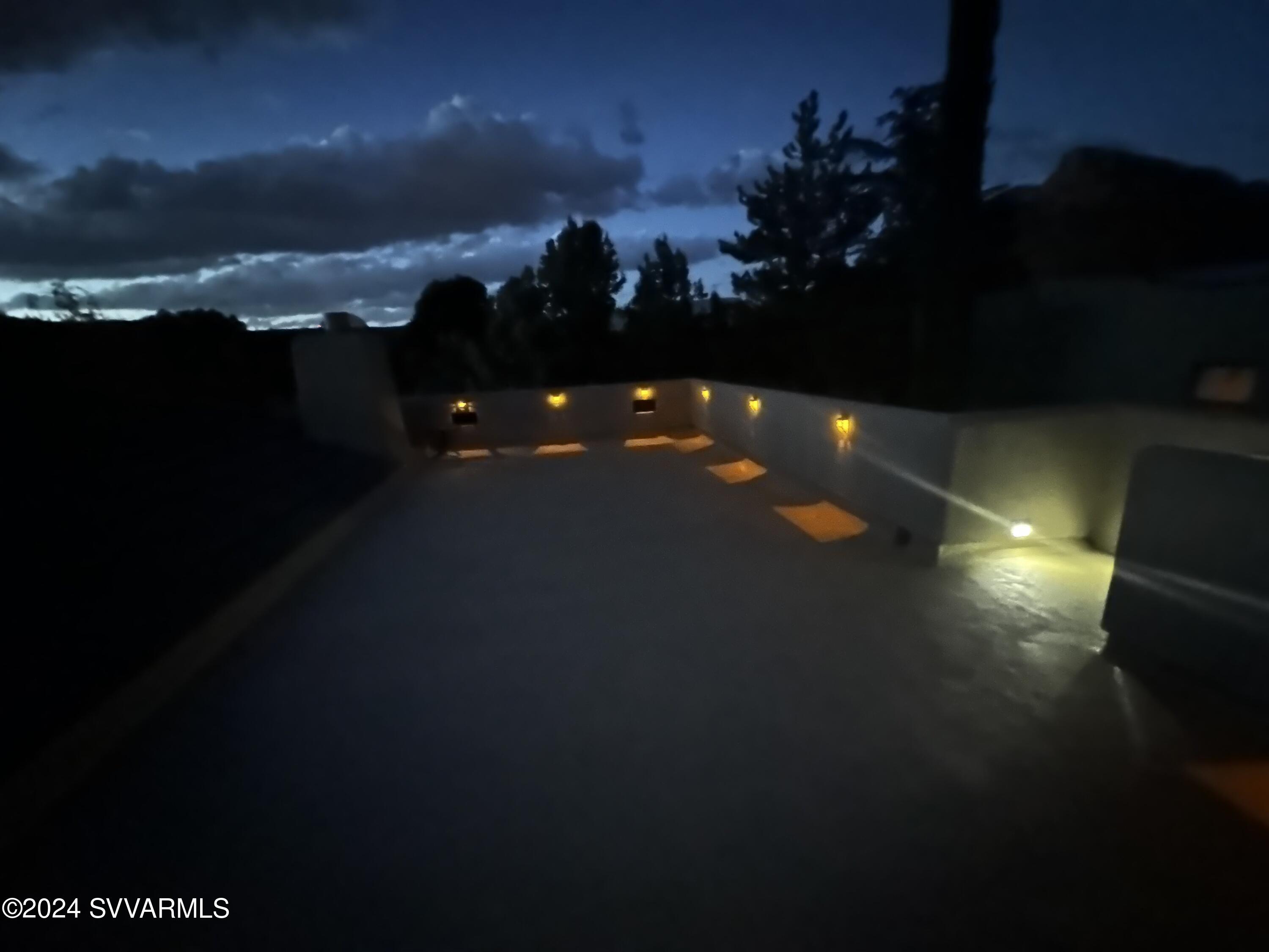 130 Indian Cliffs Rd