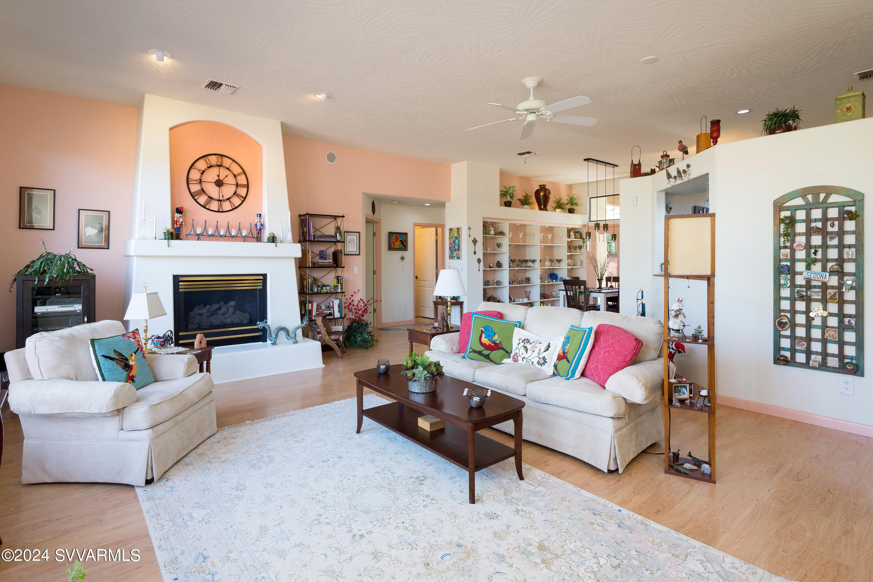 130 Indian Cliffs Rd