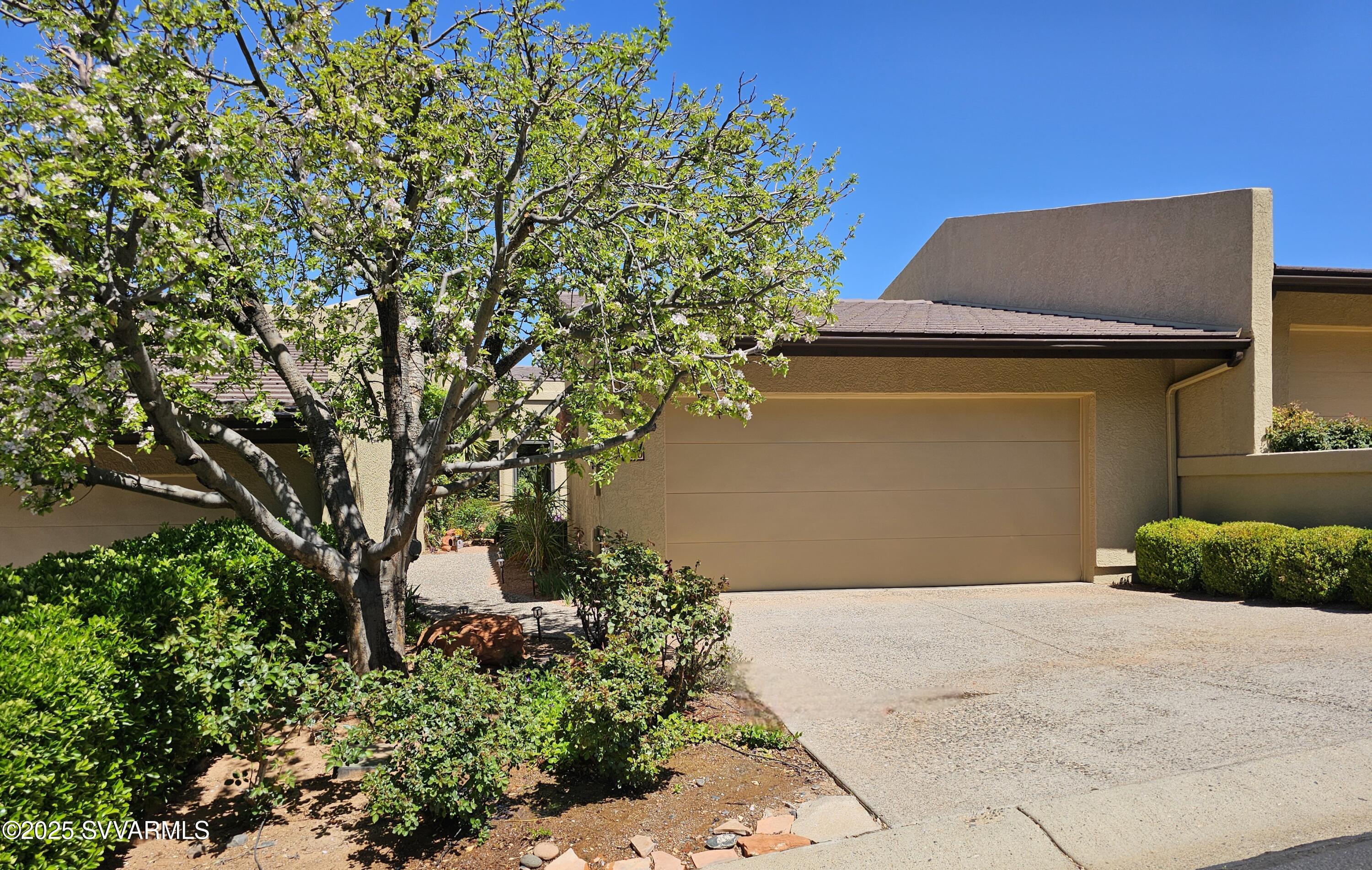 320 Lookout Drive, 92