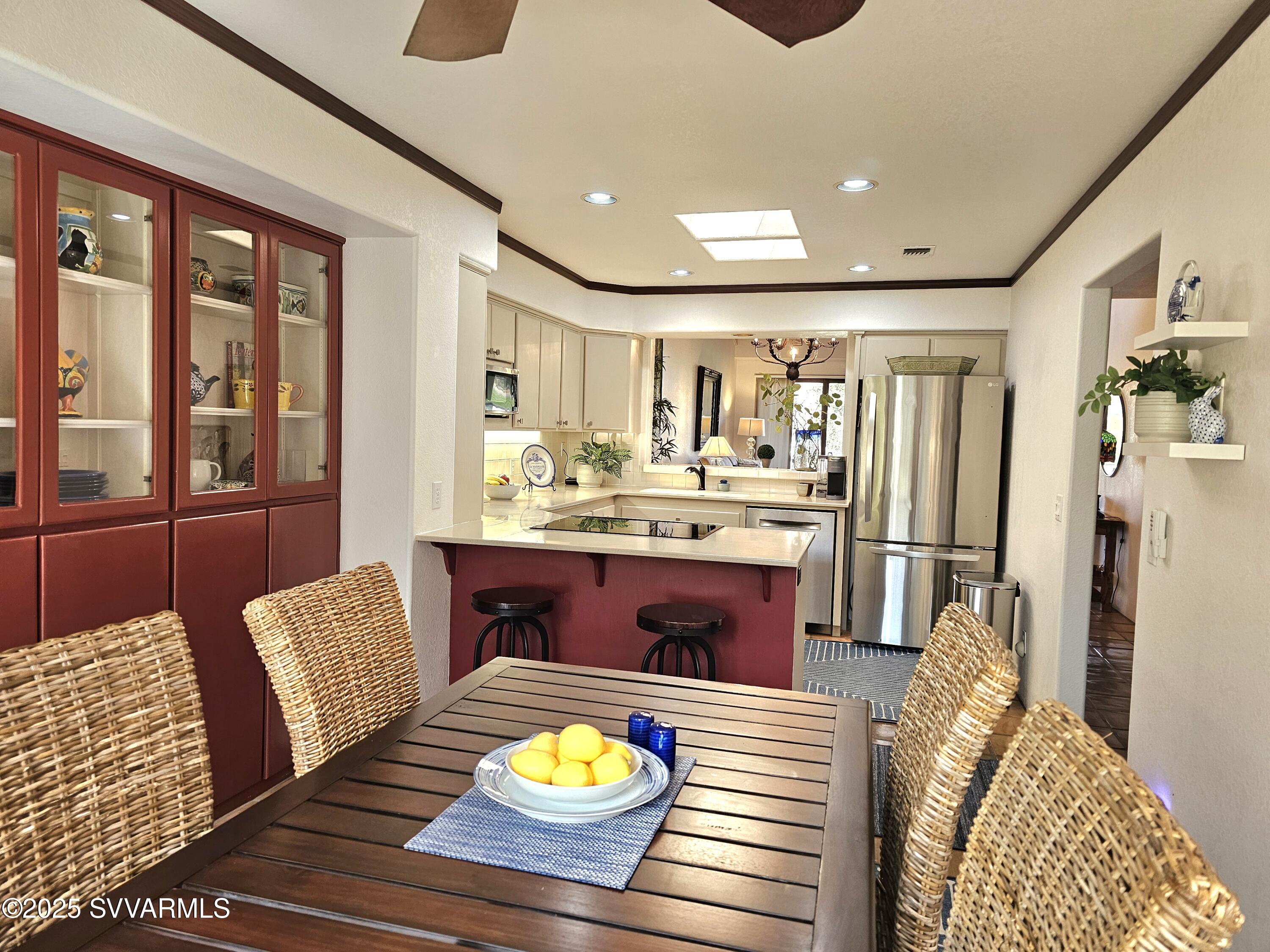 320 Lookout Drive, 92