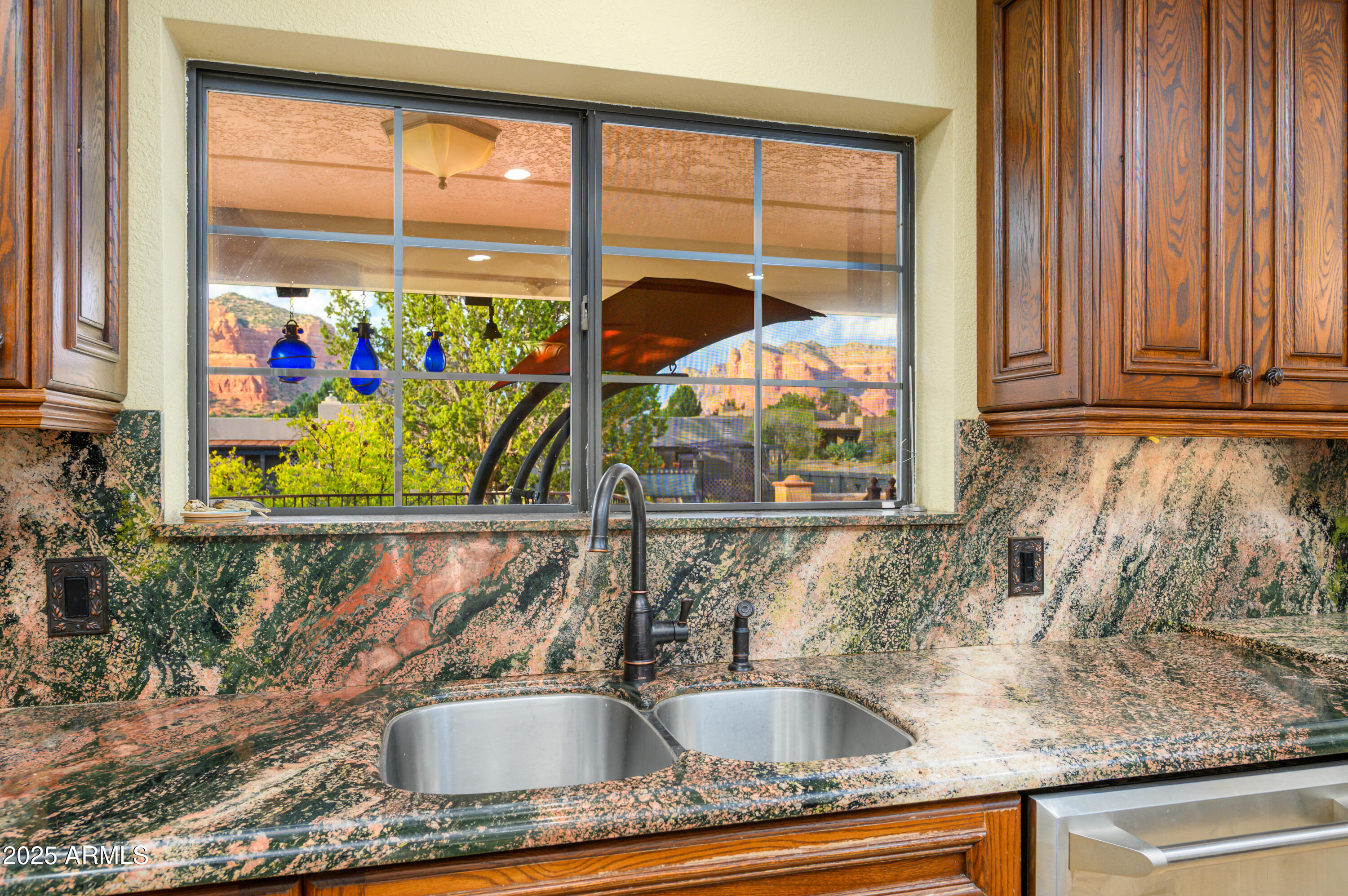 86 RIDGE ROCK Road, Sedona