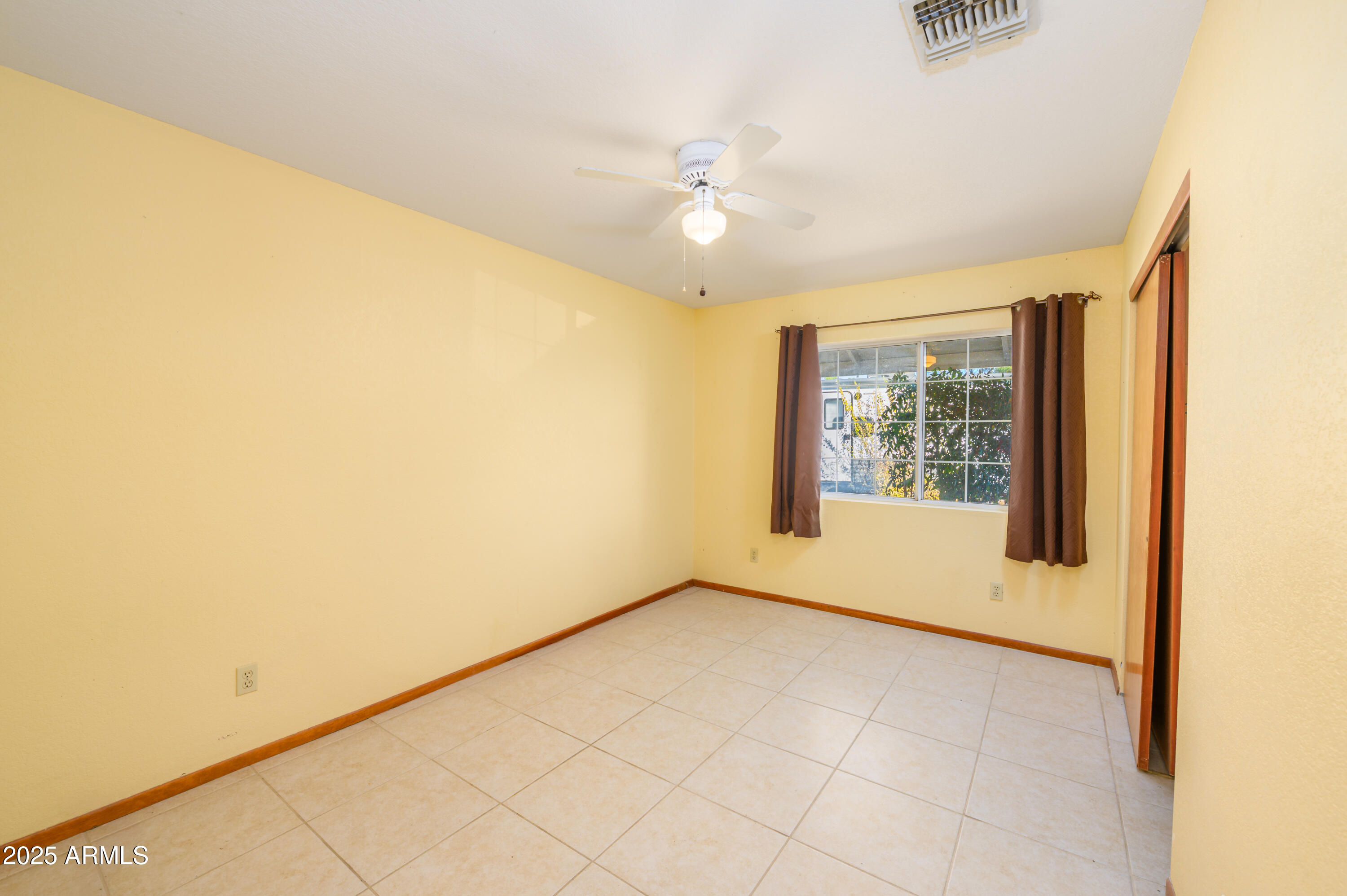 1102 S IRONWOOD Circle