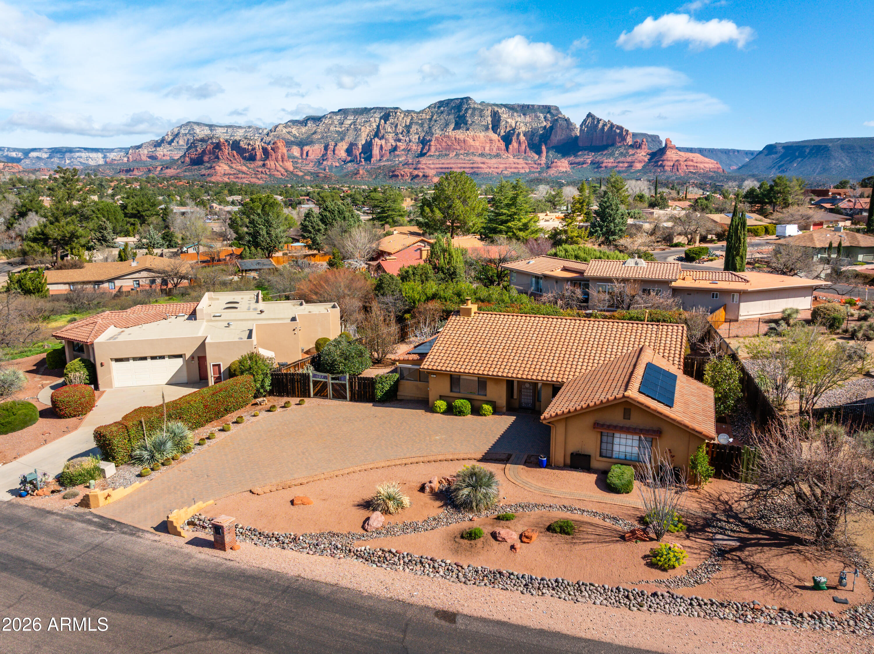 280 SADDLEROCK Circle