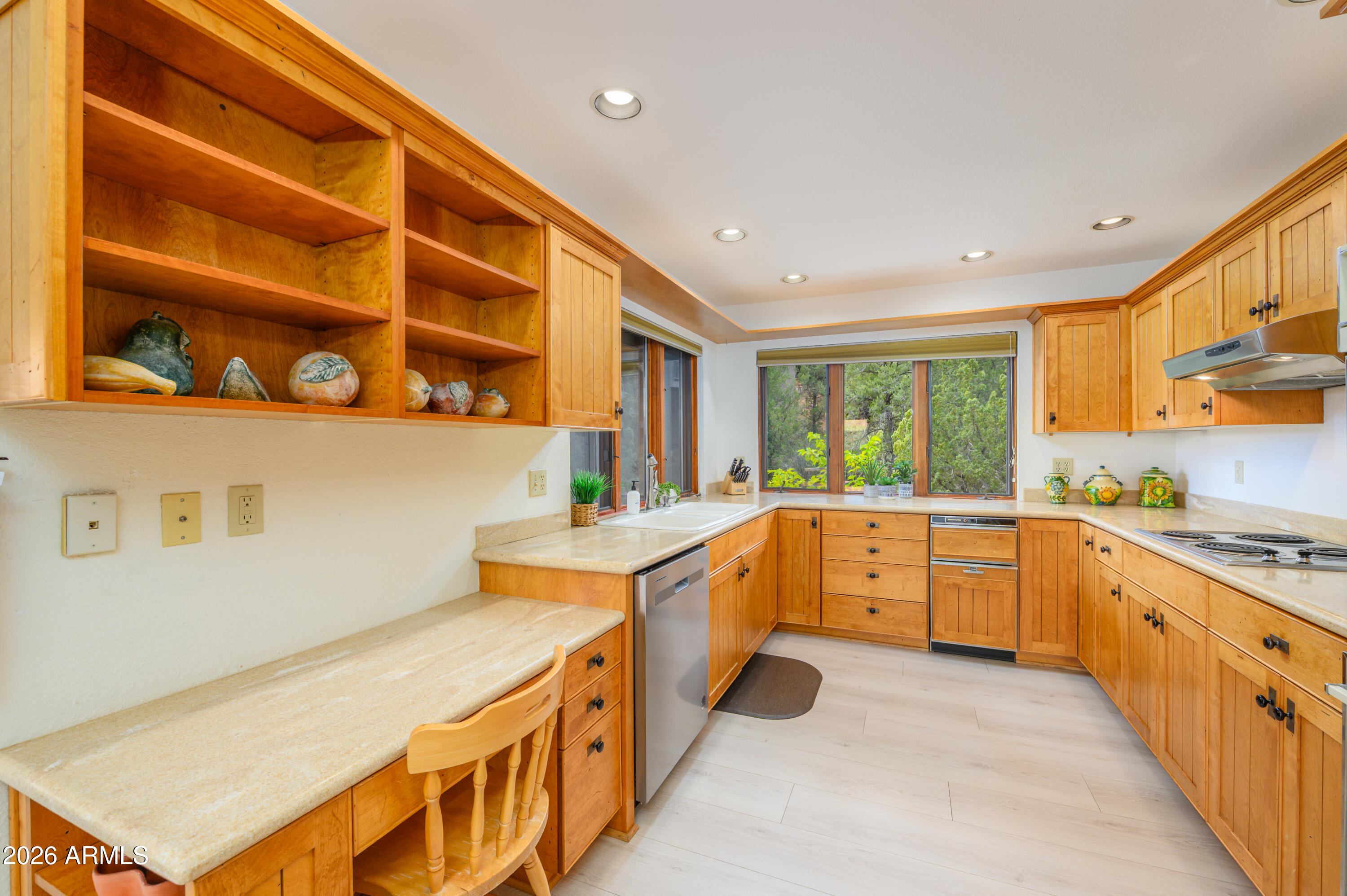 303 OAK Ridge Lane