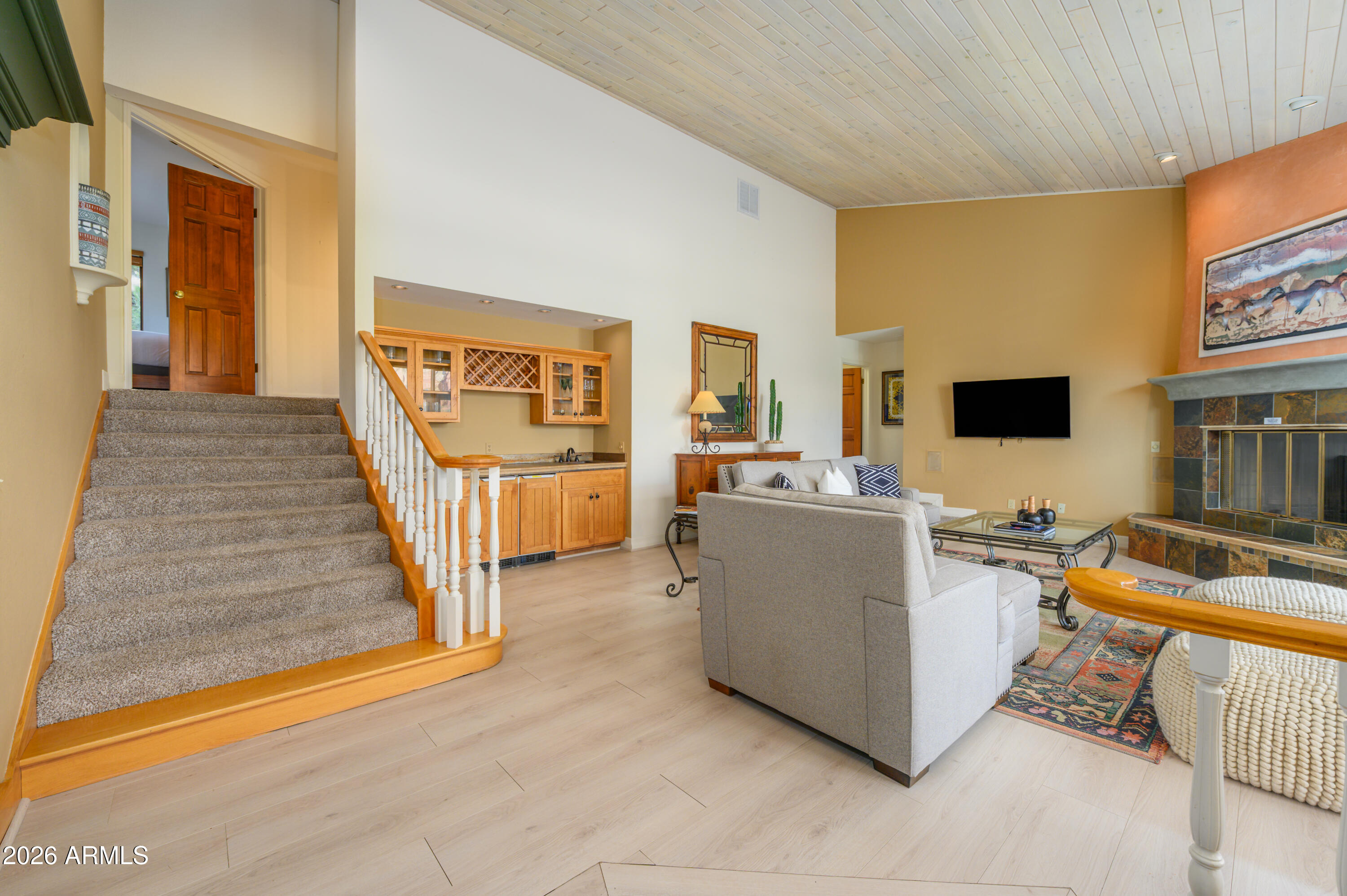 303 OAK Ridge Lane