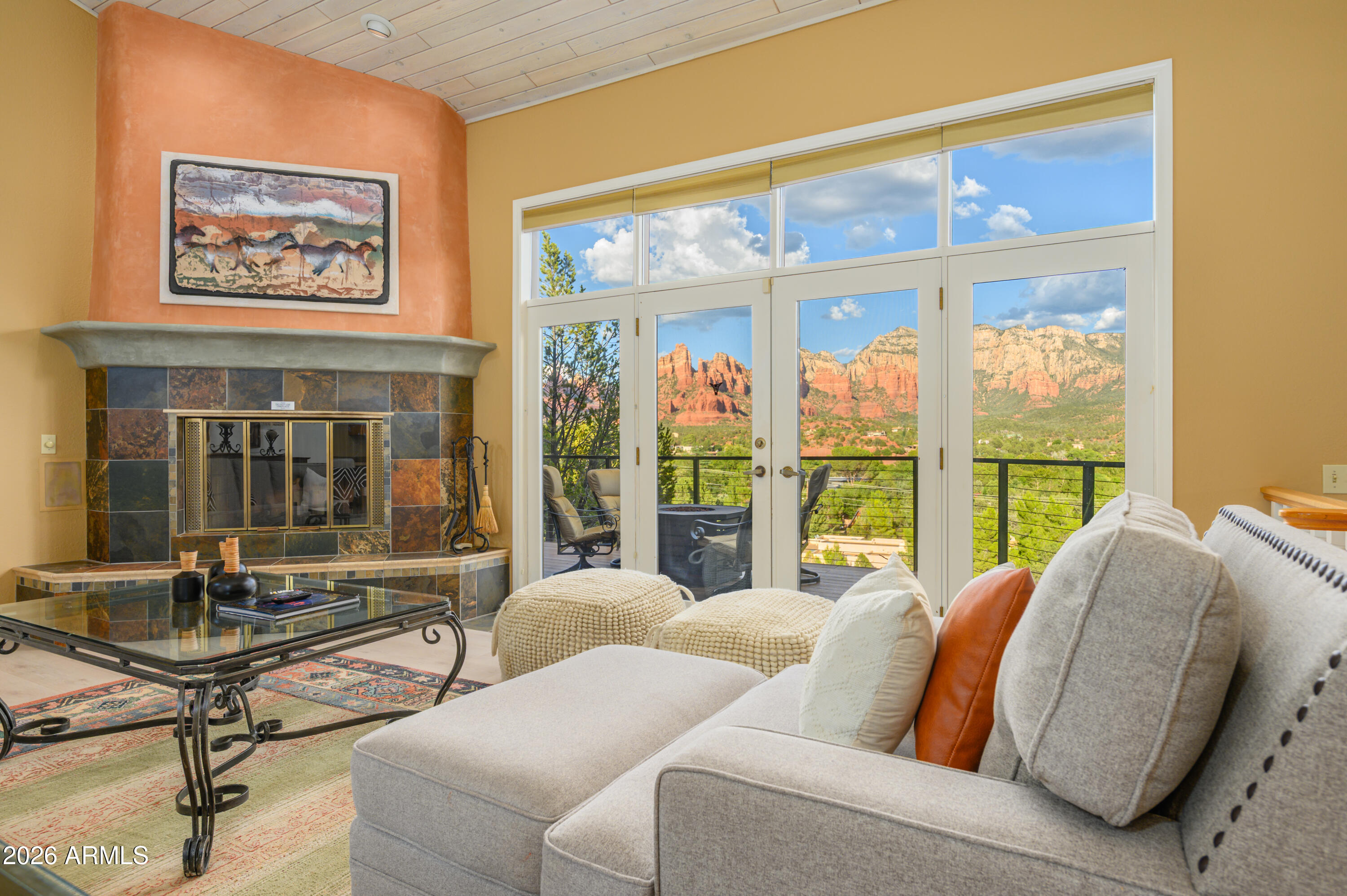 303 OAK Ridge Lane
