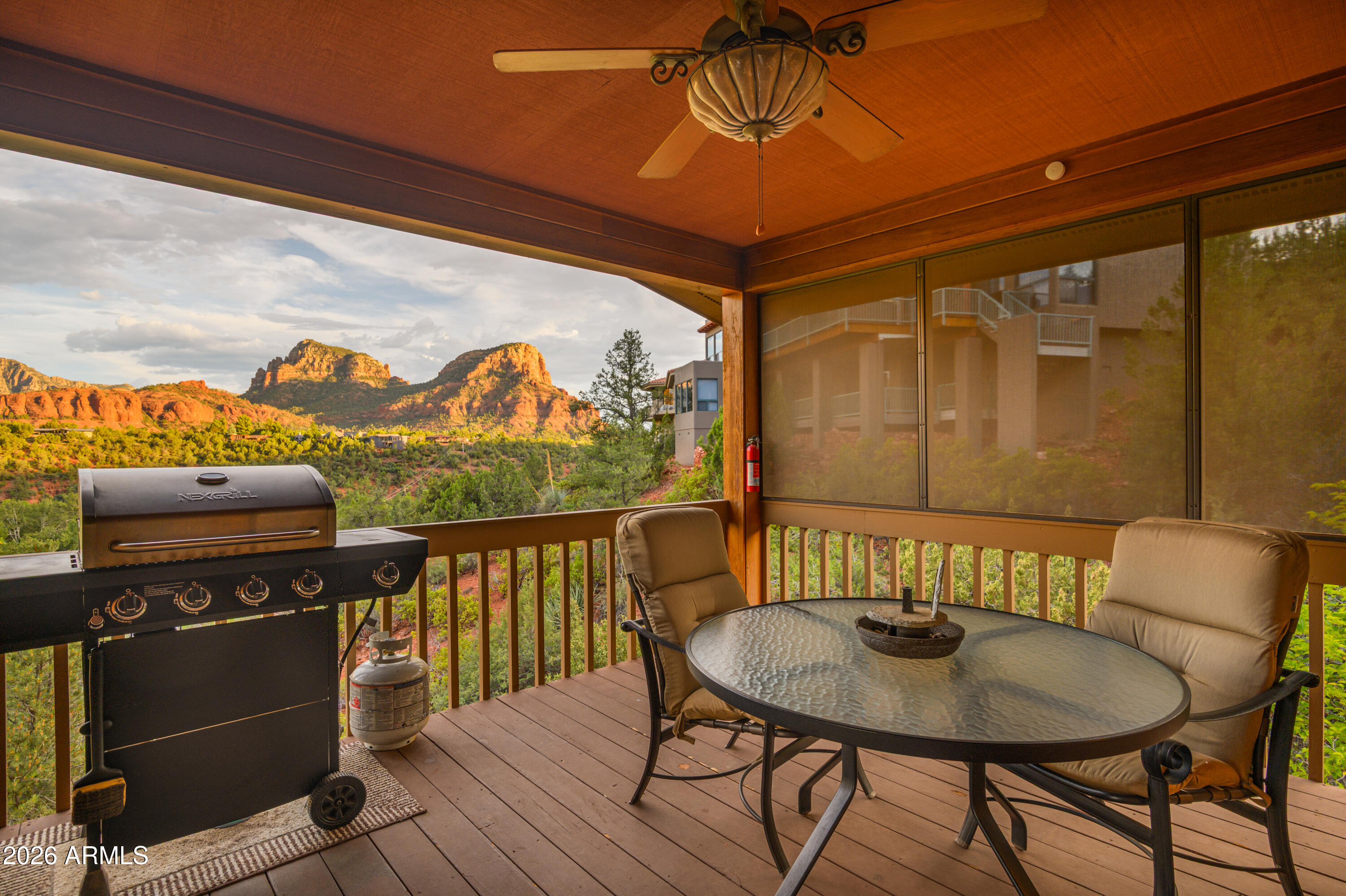 303 OAK Ridge Lane