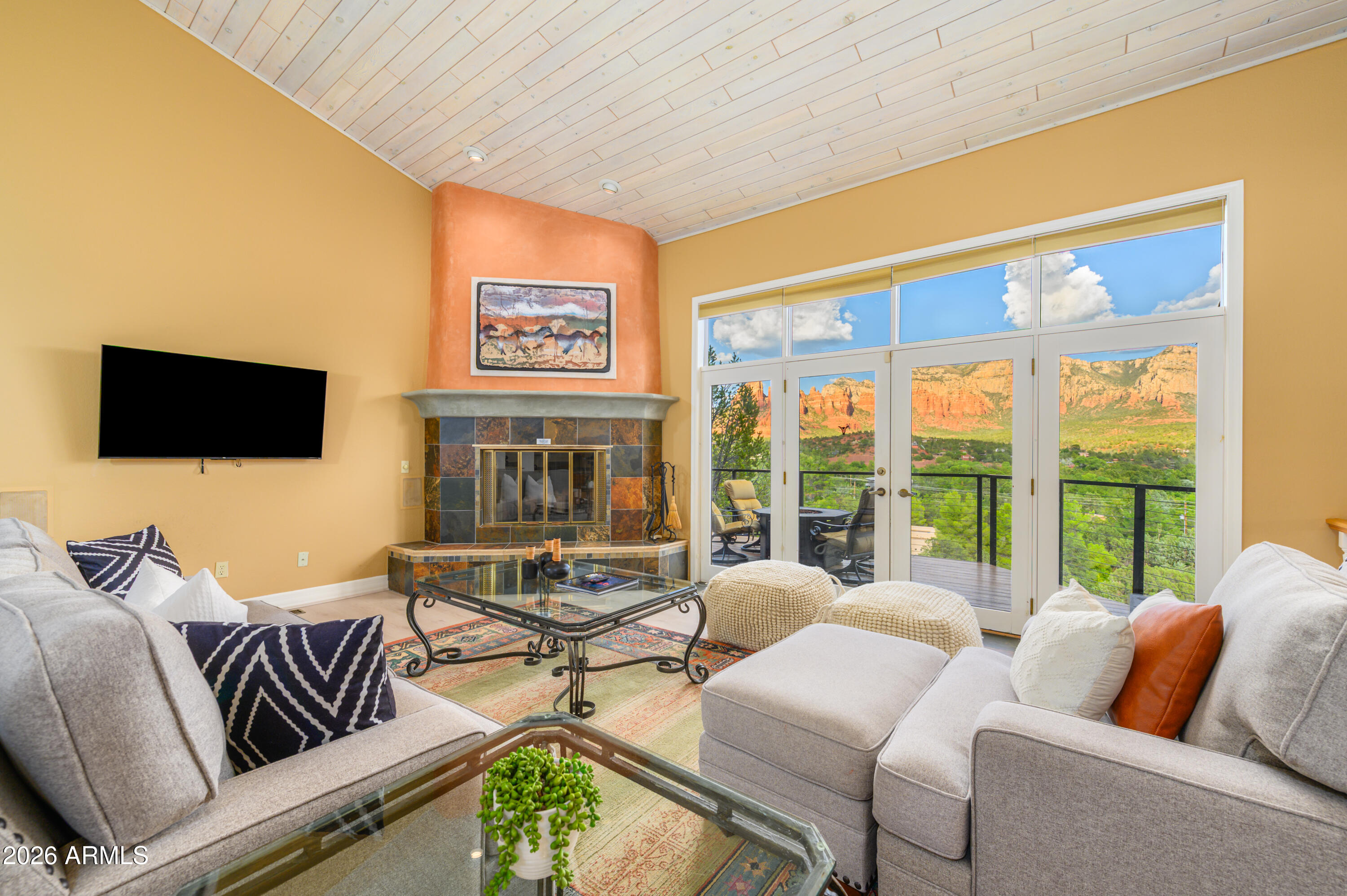 303 OAK Ridge Lane