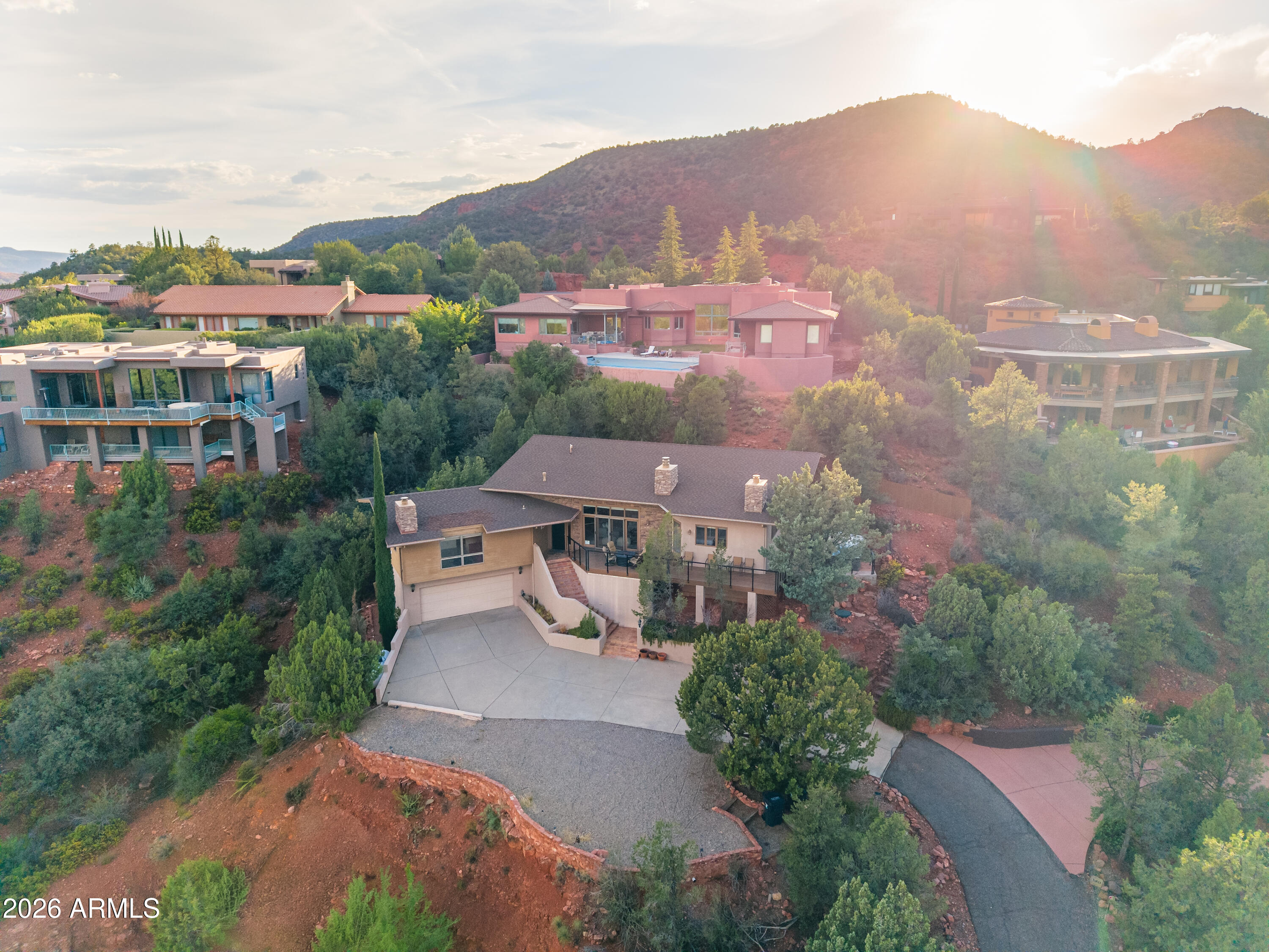 303 OAK Ridge Lane