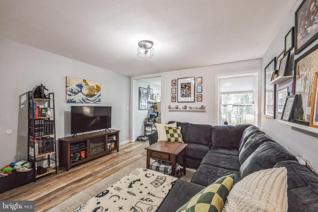 65 Amboy Ave