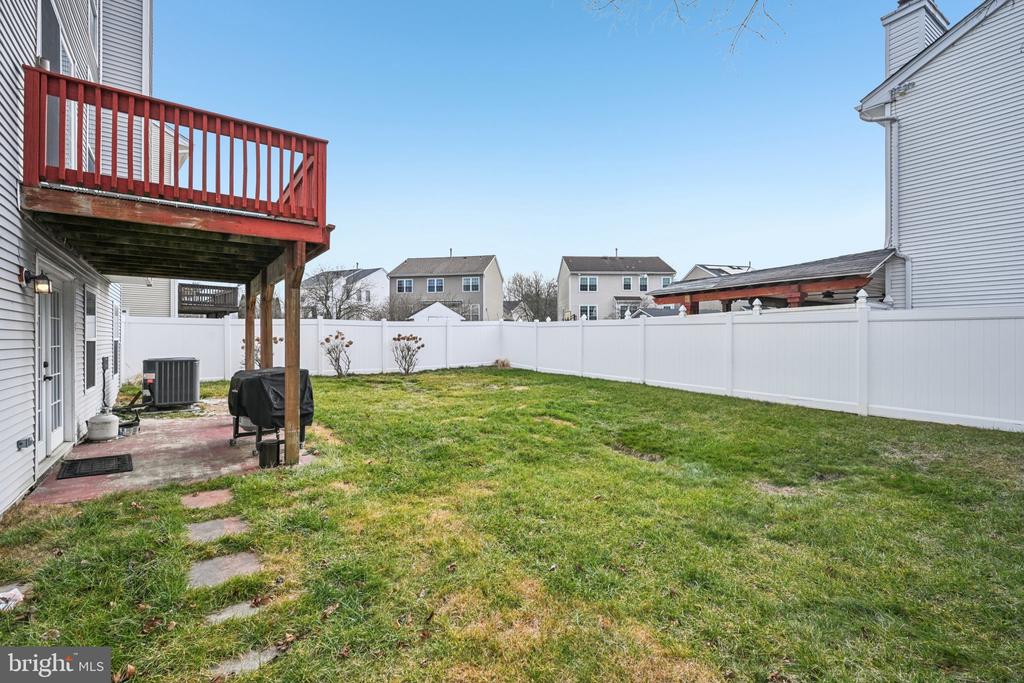 4 CHEYENNE COURT
