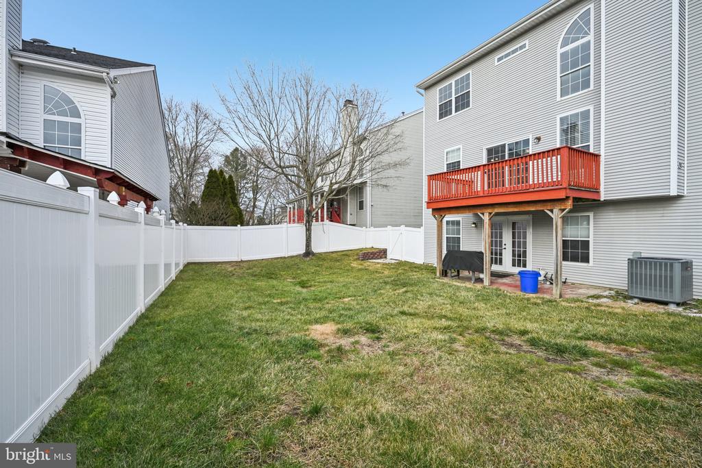 4 CHEYENNE COURT