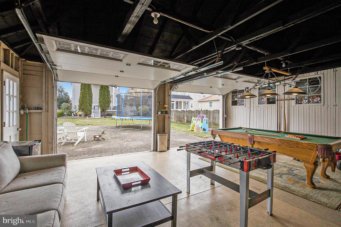 33 E Vassar Rd