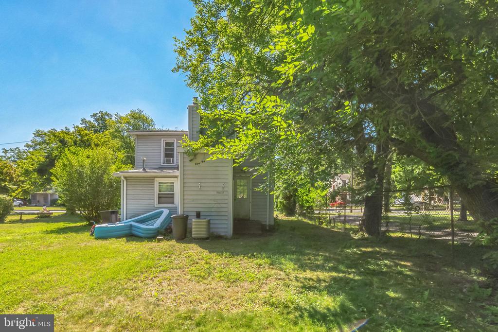 528 Main St