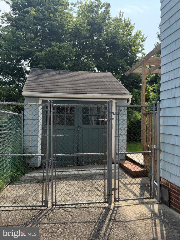 117 ABERNETHY DRIVE