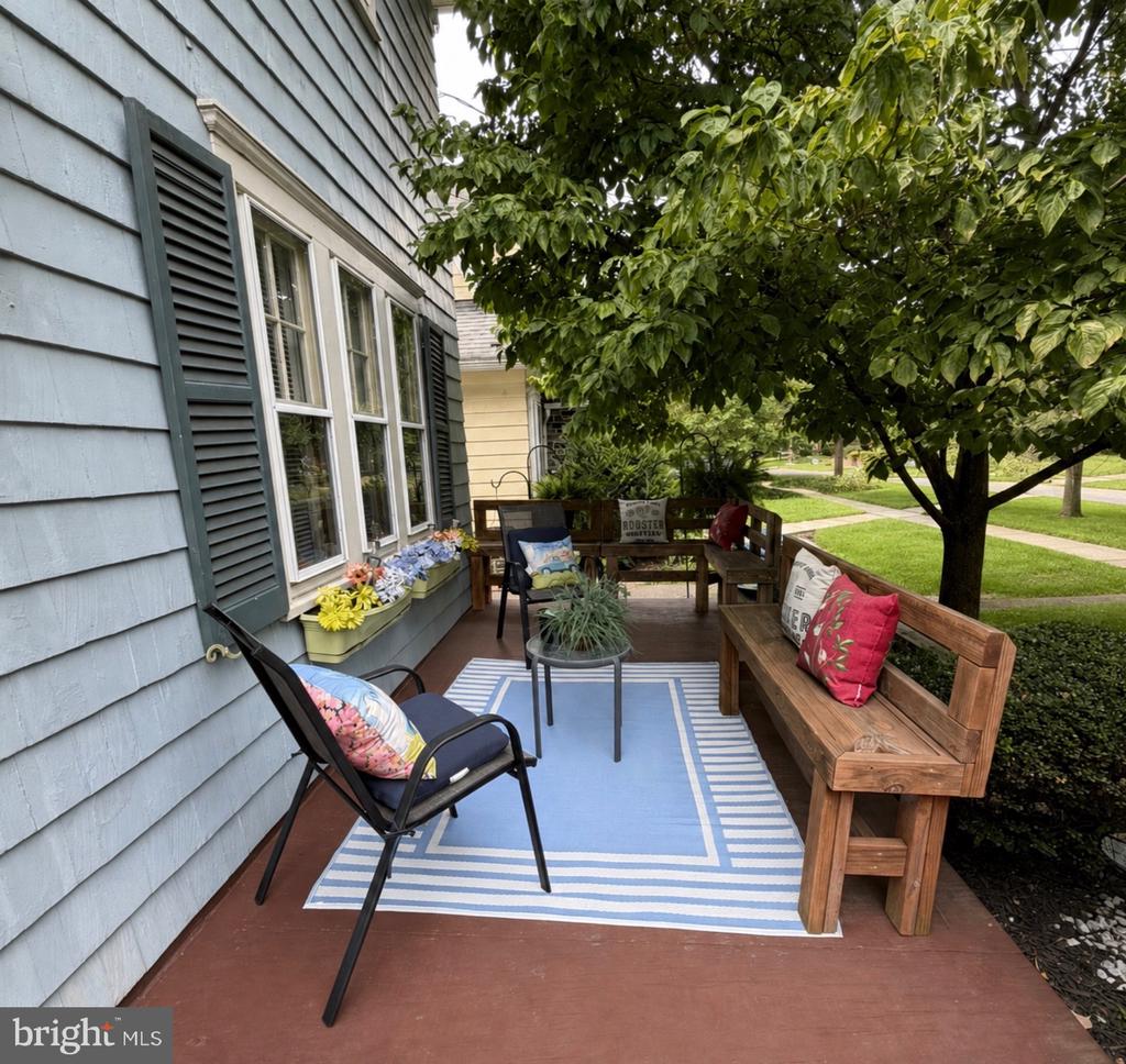 117 ABERNETHY DRIVE
