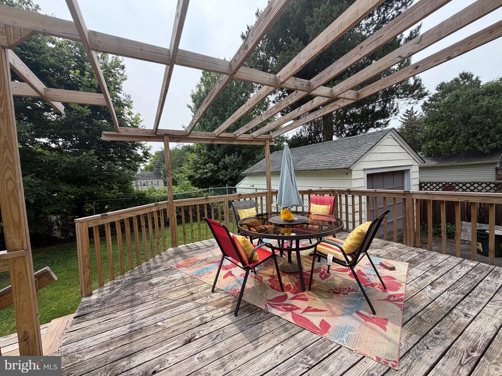 117 ABERNETHY DRIVE