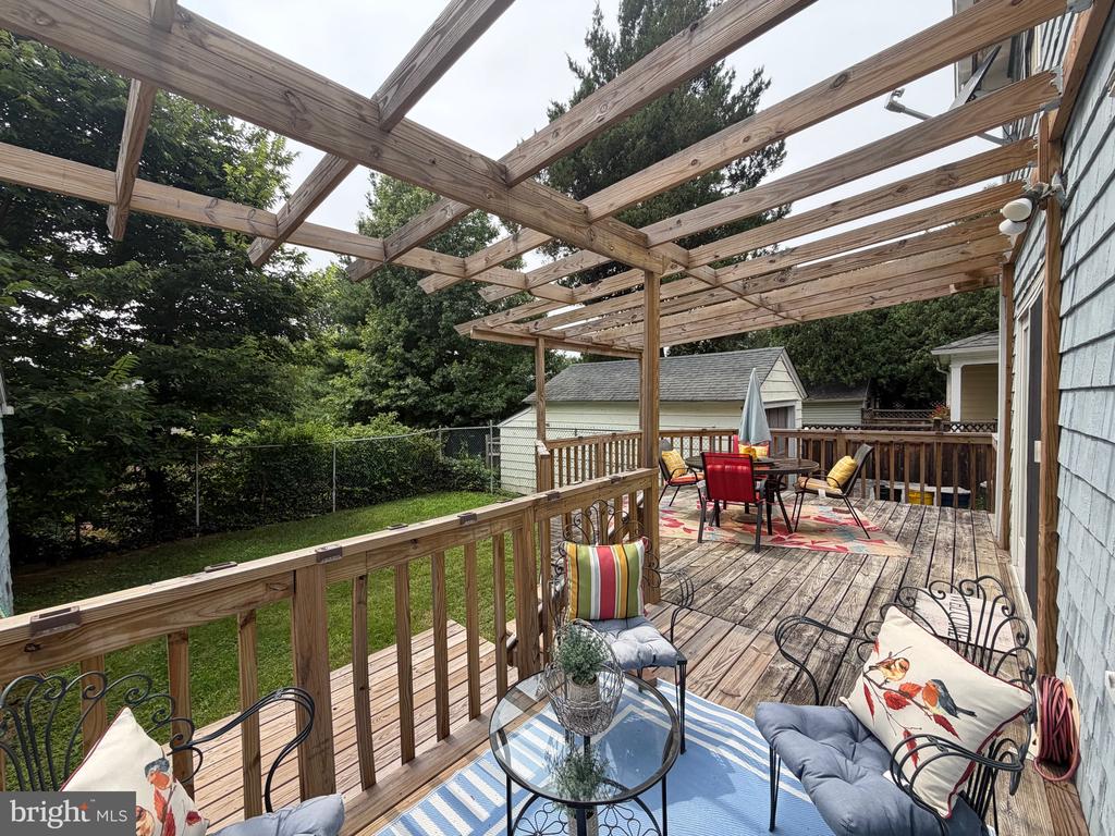 117 ABERNETHY DRIVE