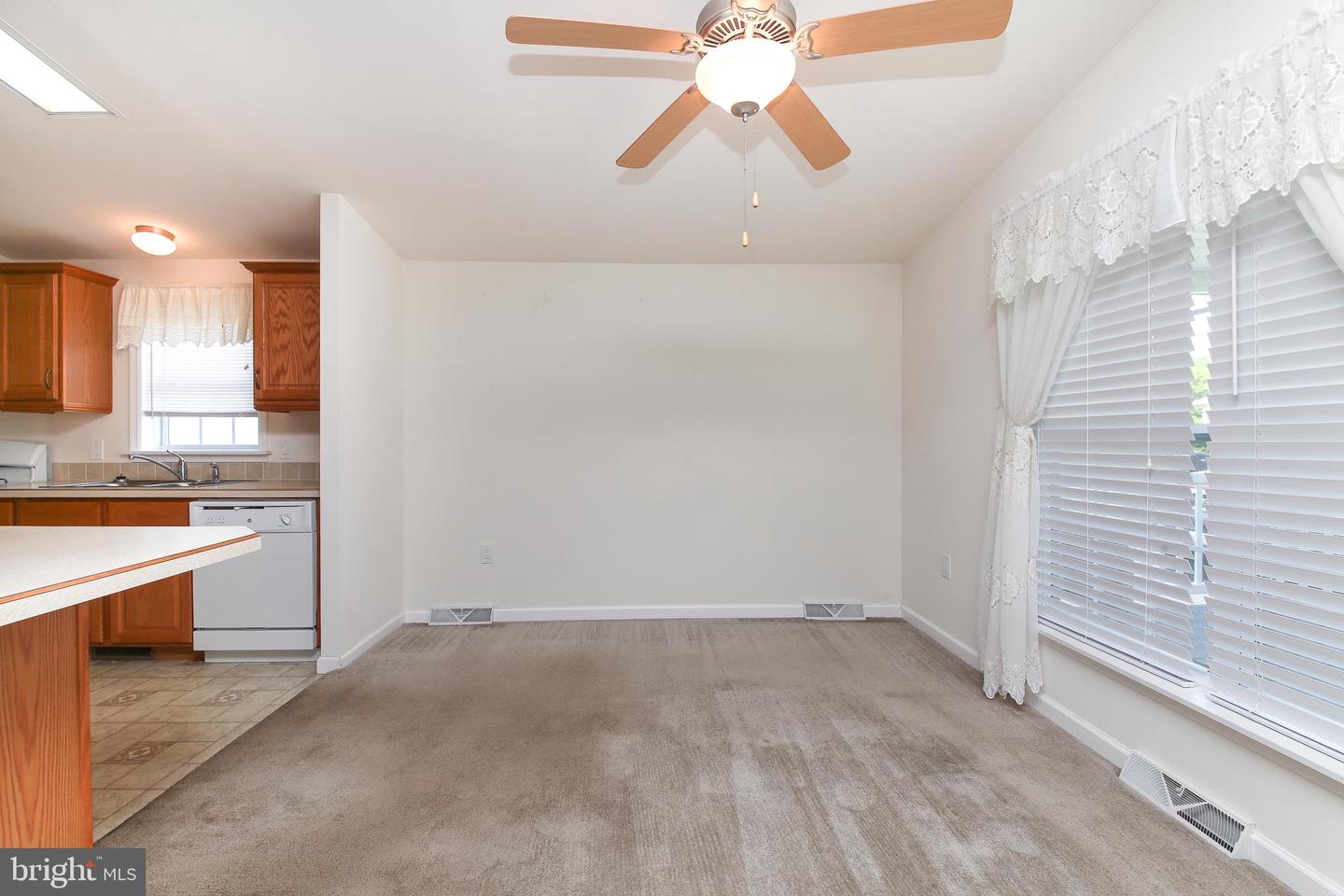 108 Nuthatch Ct W