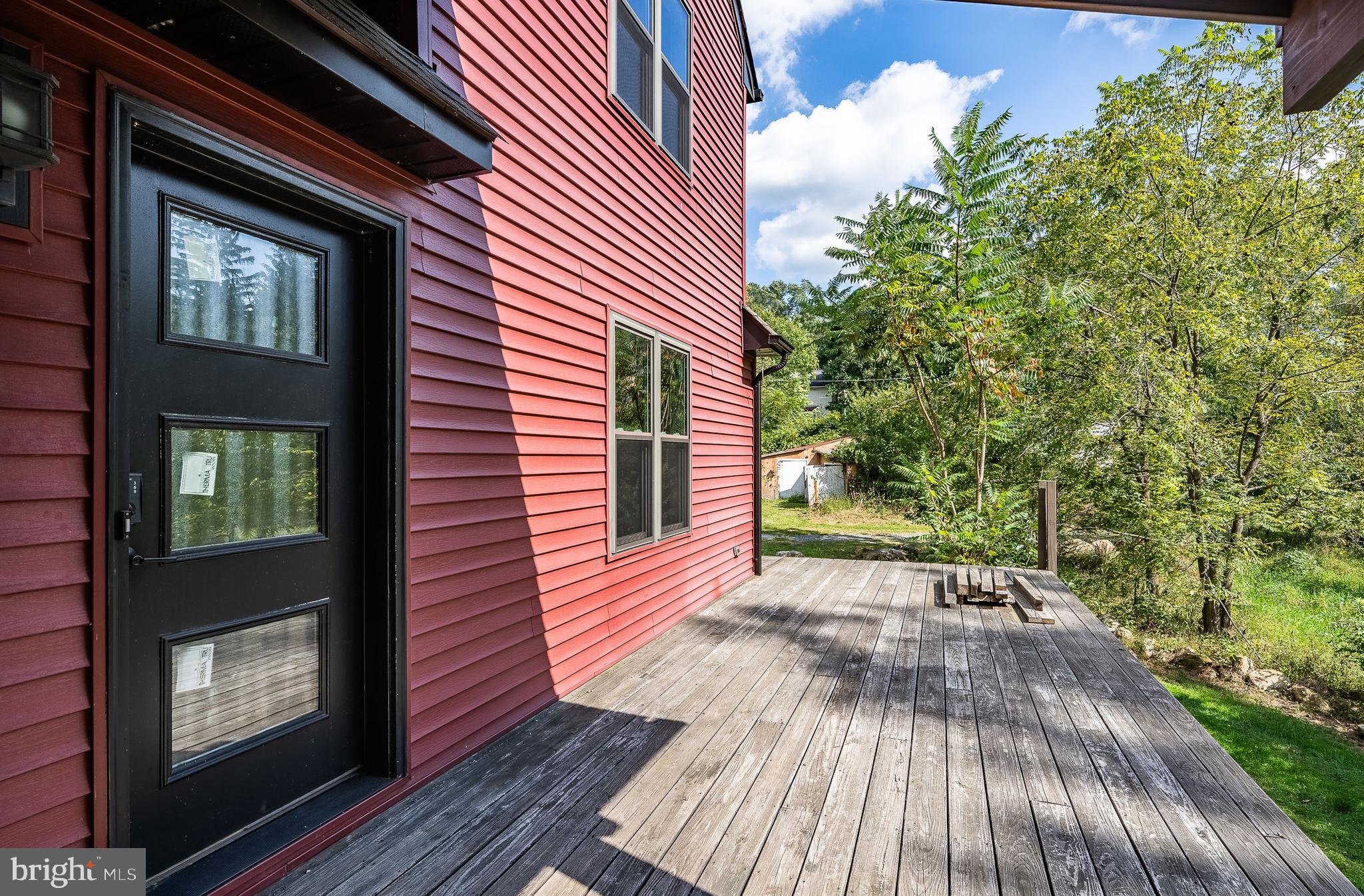 126 Crow Hill Rd