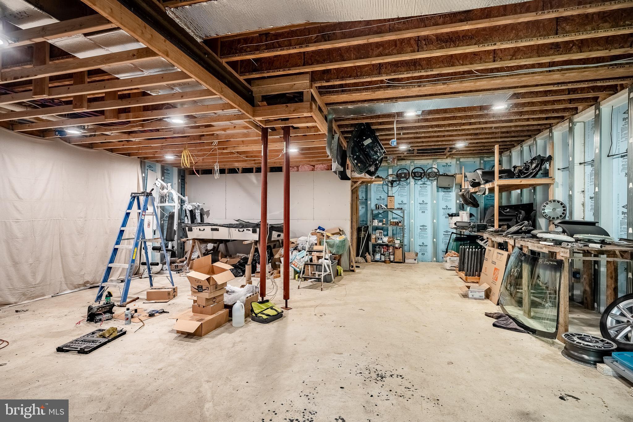 126 Crow Hill Rd