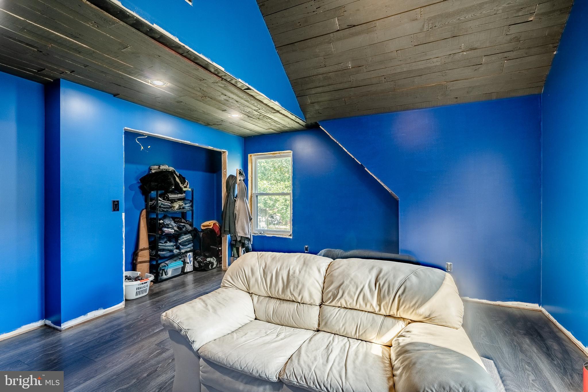 126 Crow Hill Rd