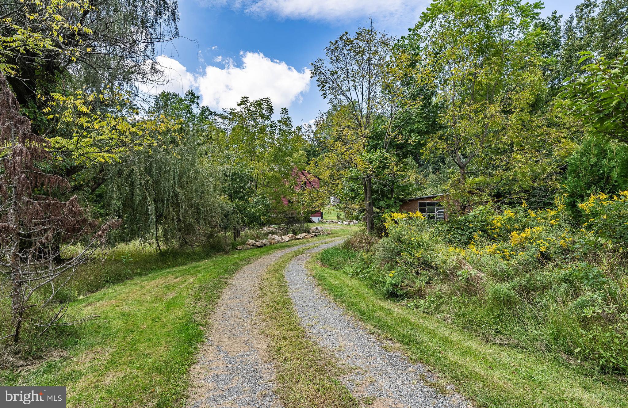 126 Crow Hill Rd