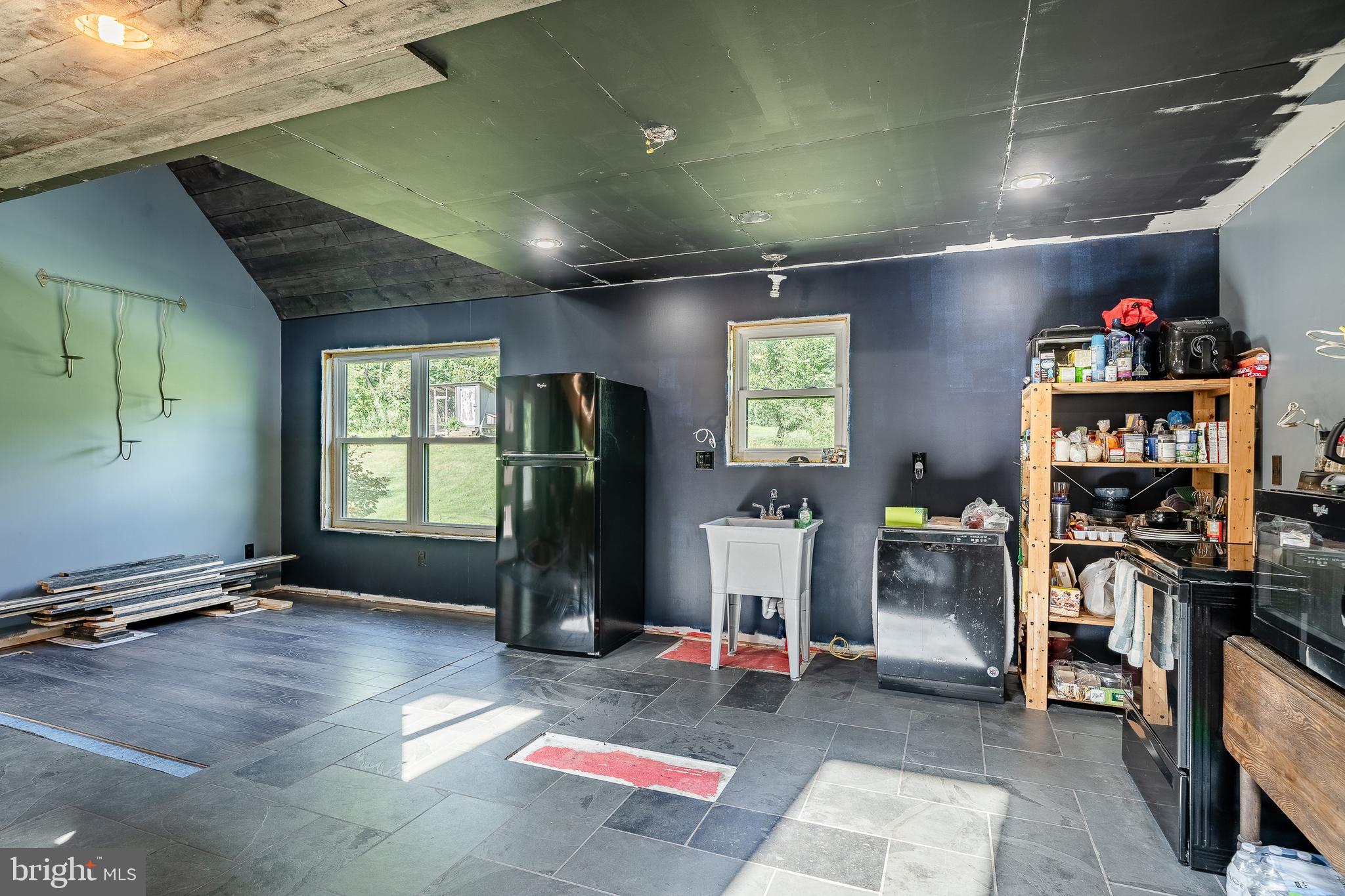 126 Crow Hill Rd