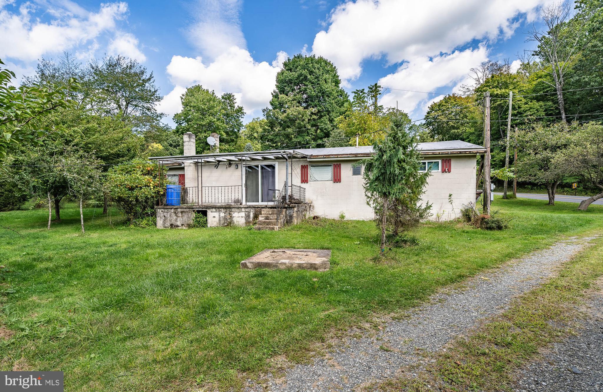 126 Crow Hill Rd