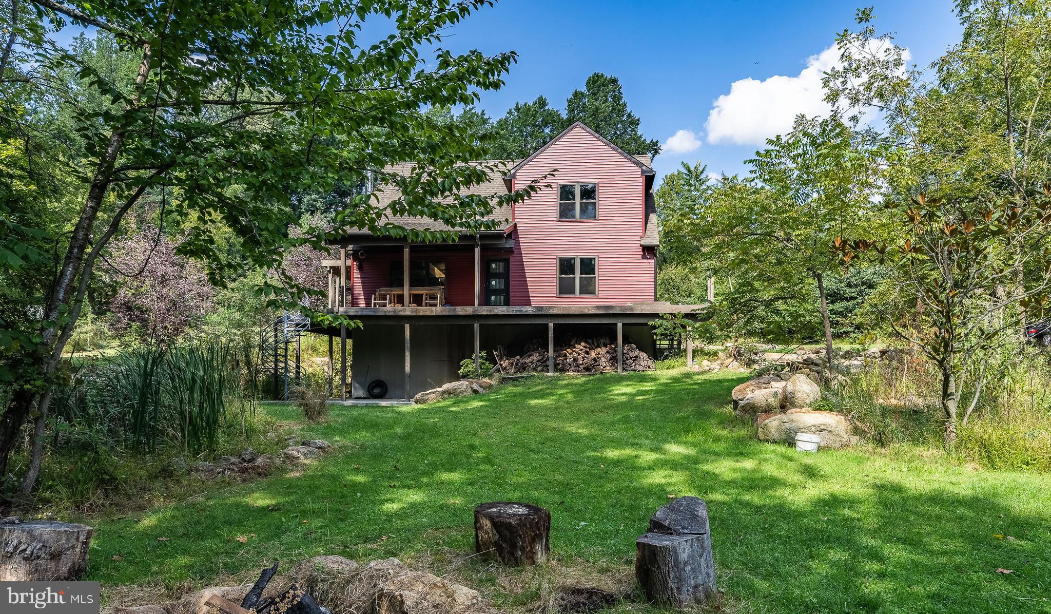 126 Crow Hill Rd