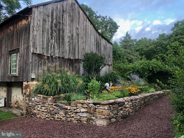 3900 Pricetown Rd